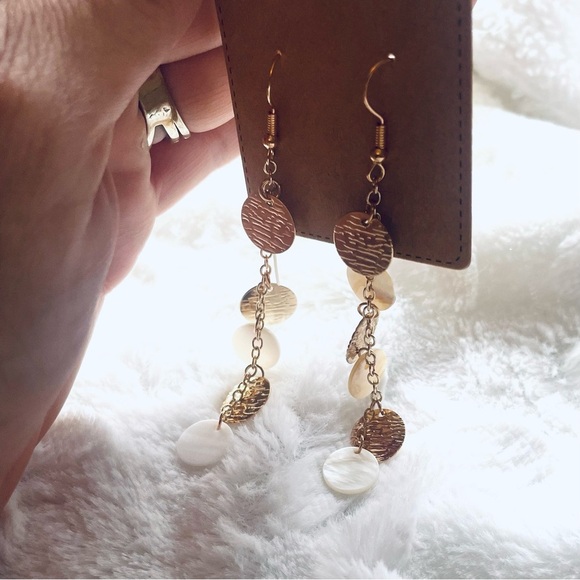 NWT Drop Earrings – Gold & White, 3" ✨ - Picture 2 of 9